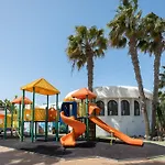 Home2book Sunny Terrace & Pool In קורלחו